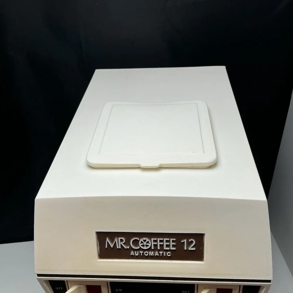 Joe DiMaggio Mr. Coffee 12 Automatic Coffee Brewing System W. Scoop And More